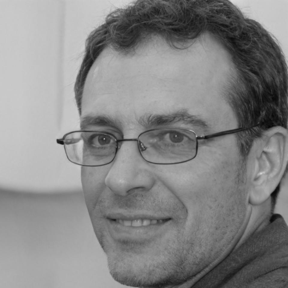 Portrait von Dimitrios Papadopoulos, Senior Berater bei foryxelvanta